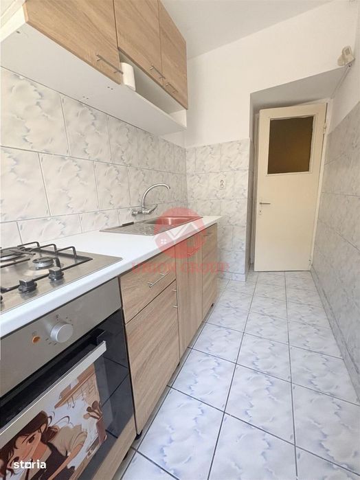 Apartament 3 camere semidecomandat Năvodari