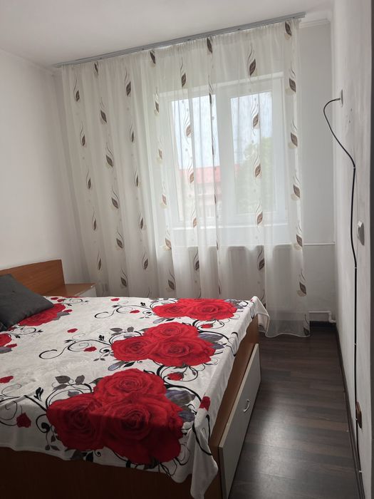 De inchiriat apartament