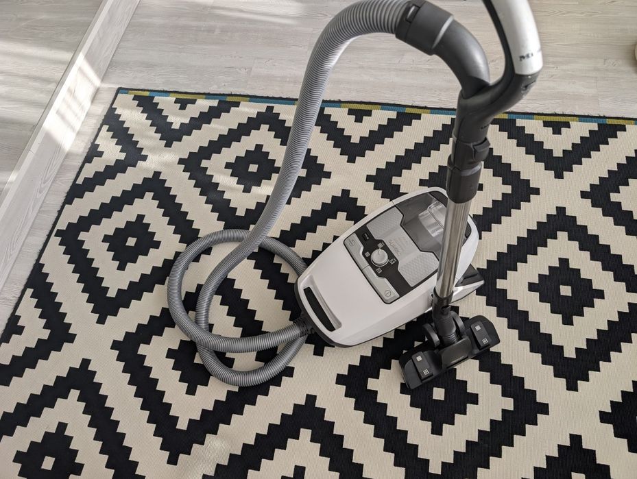 Aspirator Miele Blizzard CX1 Excellence 900 w