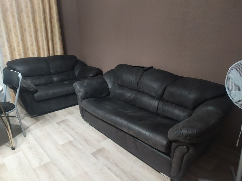 Два дивана в хорошем состоянии