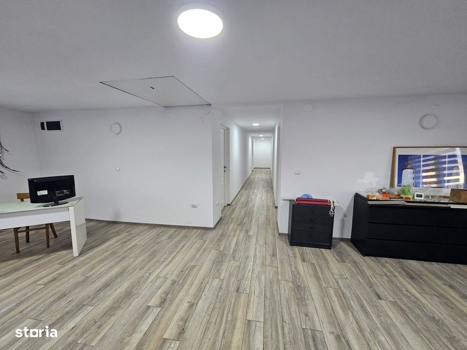 Hala si spatii de birouri-Spațiu versatil în zonă excelentă