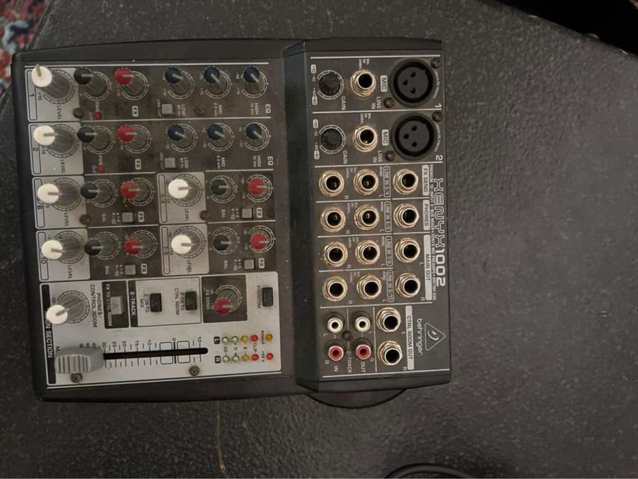 Se vand impreuna sau separat