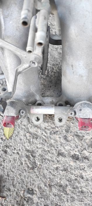 Впускной коллектор Субару