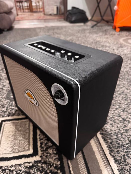 Комбоуселитель mooer hornet 30