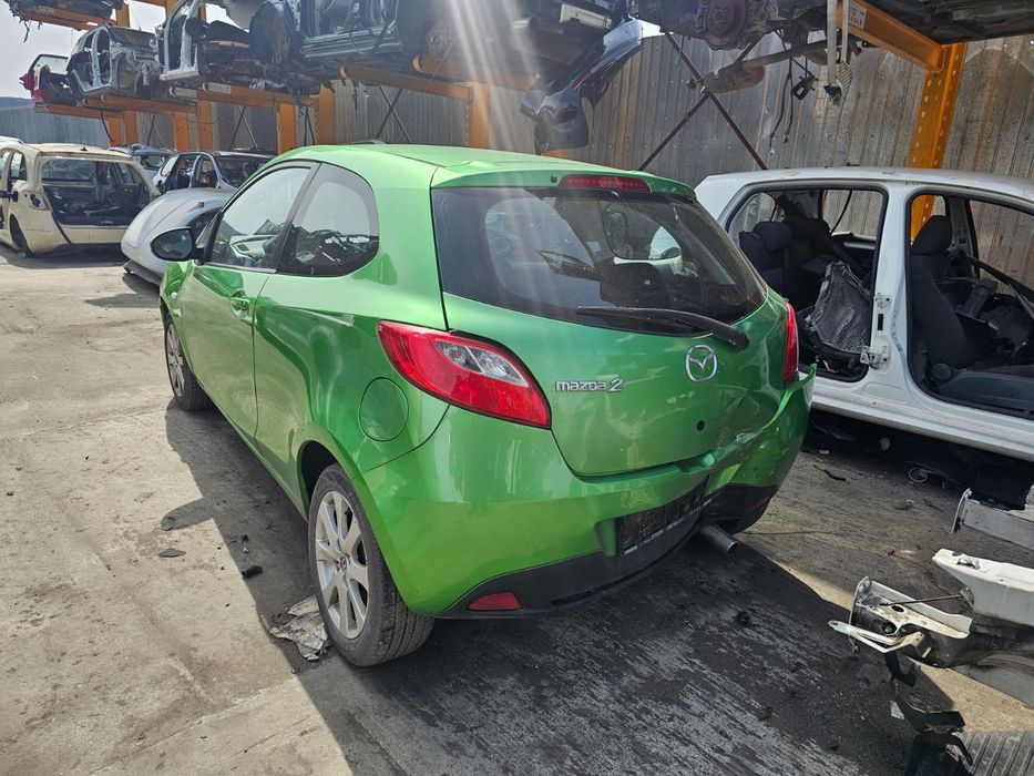 Dezmembrez Mazda 2 - DE (2007 - 2010), 1.4 benzina, manual, ZJ