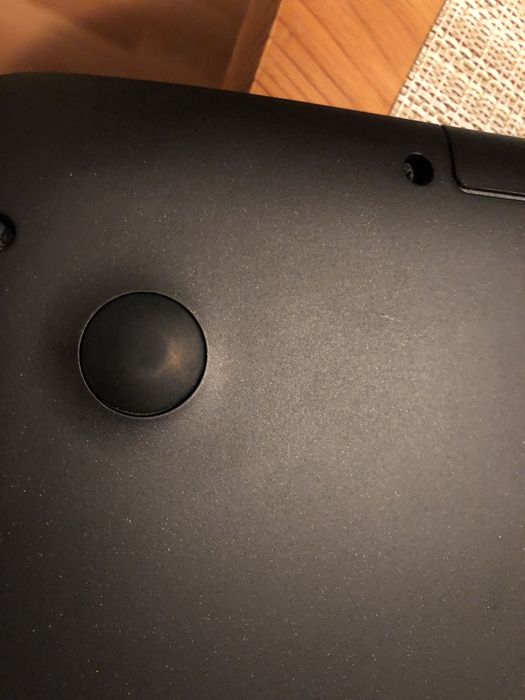 HP Pavilion 17.3 с чанта  мишка  тонколони и субуфер Logitech