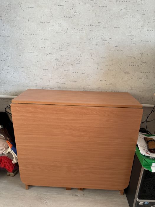 Продаю стол в отличном состоянии