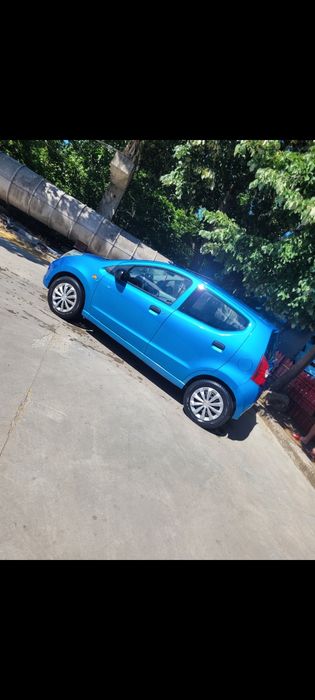 Vând Suzuki Alto 2010
