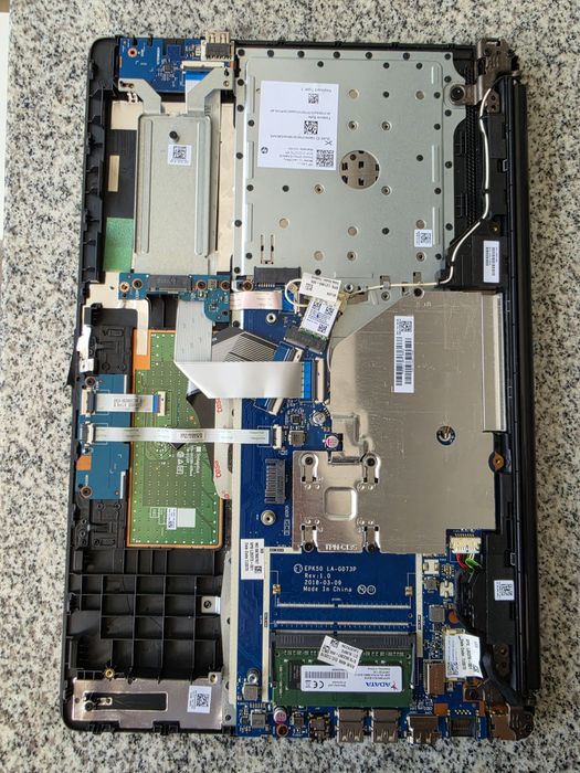 Hp 15 -da0194nq defect pentru piese