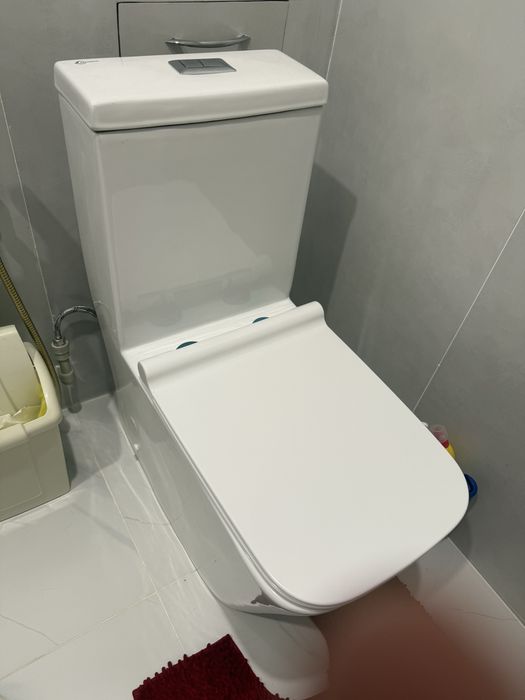 Продам унитаз напольный