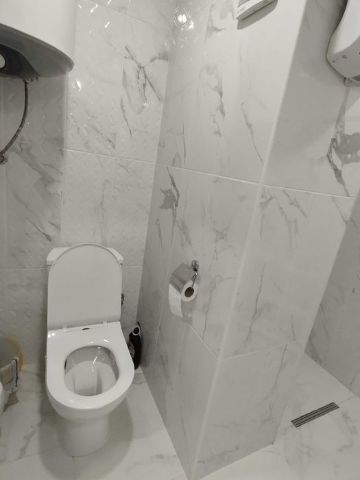 Дава се под наем Тристаен апартамент в Шумен, Център - 73 кв.м за 147900 € - Снимка #6