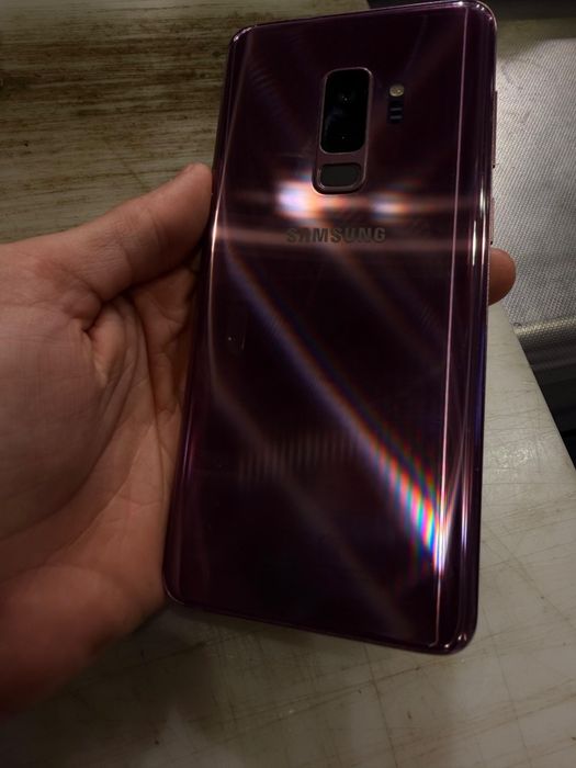 Продам Samsung s9 plus