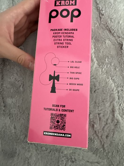 Kendama KROM pop roz sticky