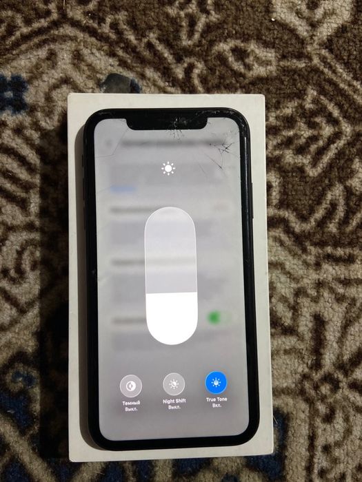 iPhone 11 64гб срочно!!