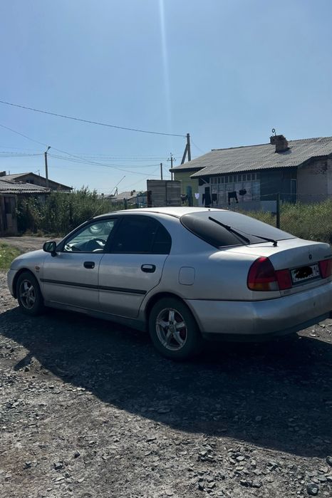Продам митсубиси каризма