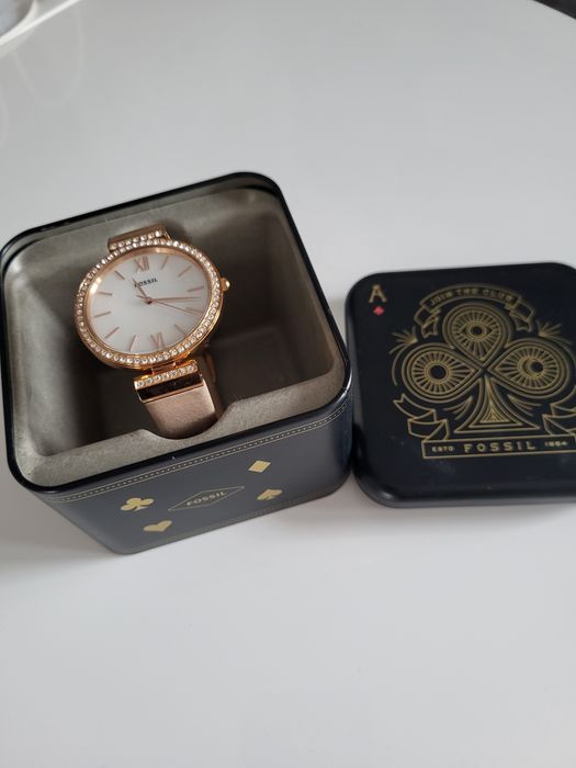 Ceas Fossil dama auriu in cutie originala