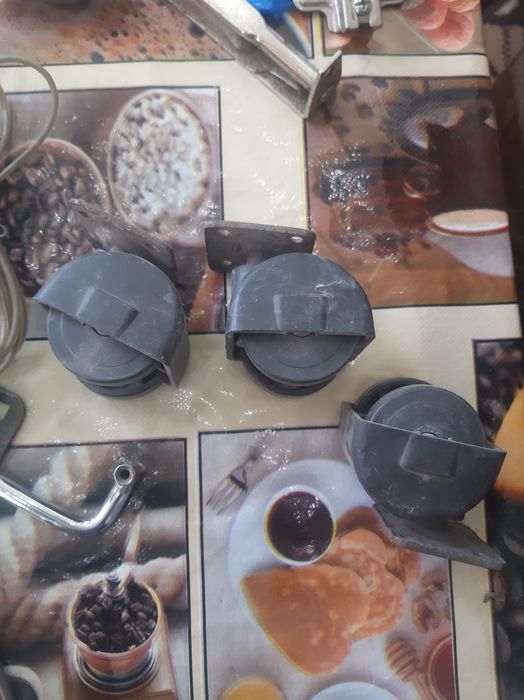 Разные предметы электроника и хозяйственные за 50000 сум