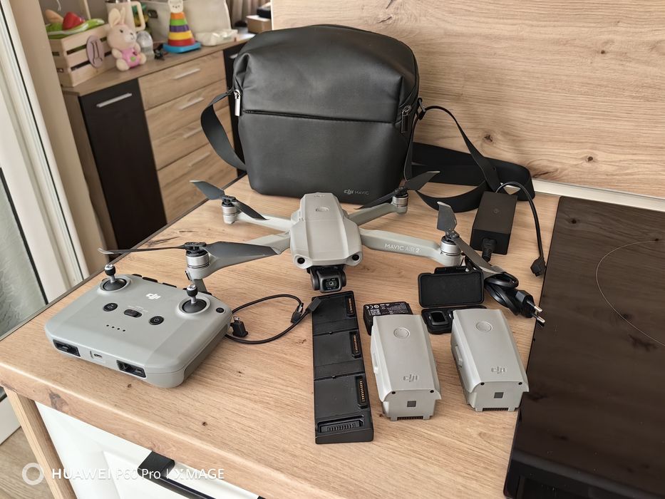 Дрон DJI MAVIC AIR 2 Fly More Combo