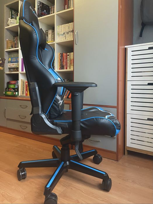 Гейминг стол DXRacer - Racing V2 OH/RV131/NB, черен/син