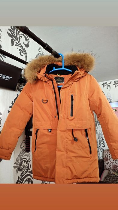 Продам Подростковая куртка продам