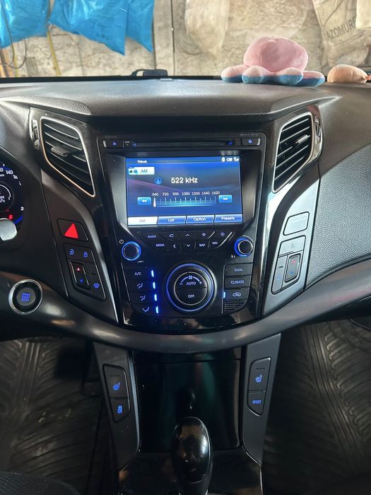 HYUNDAI i40 2012 — imagine 5
