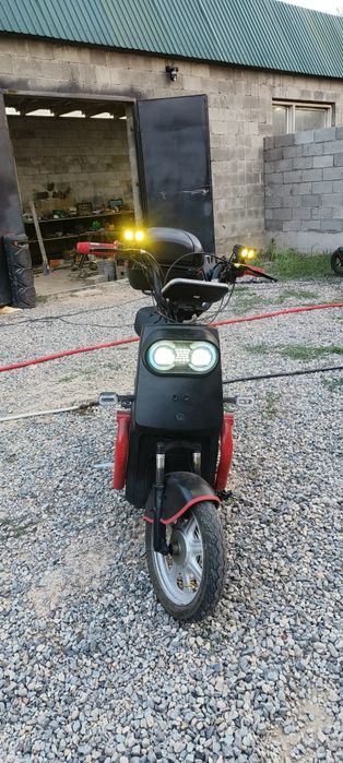 Скутер танк ает 48 вольт 800 ватт
