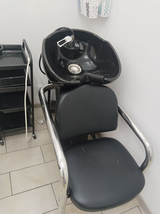 Столы для парикмахерских