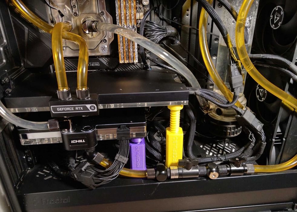 Подставка (держатель) для видеокарты