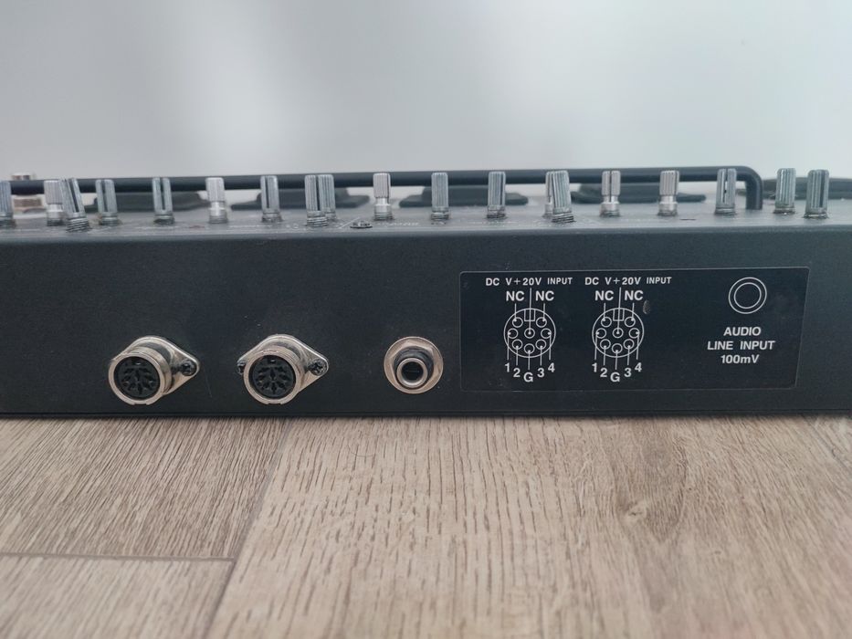 Controller audio de picior Lite Puter F 402 cu 4 canale