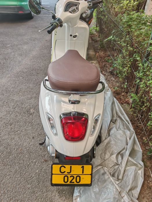 Vespa Primavera 50