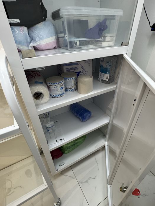 Продается шкаф для медицинский