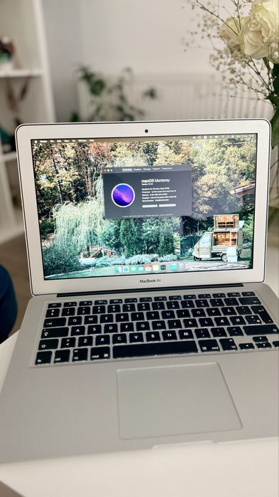 MacBook Air 13" Early 2015