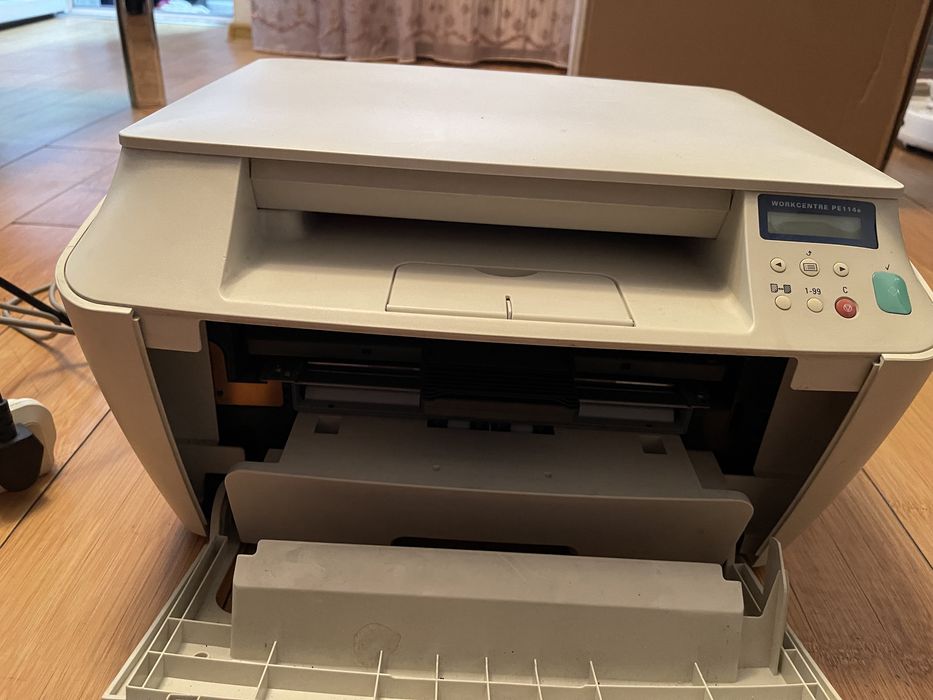 Продам принтер Xerox