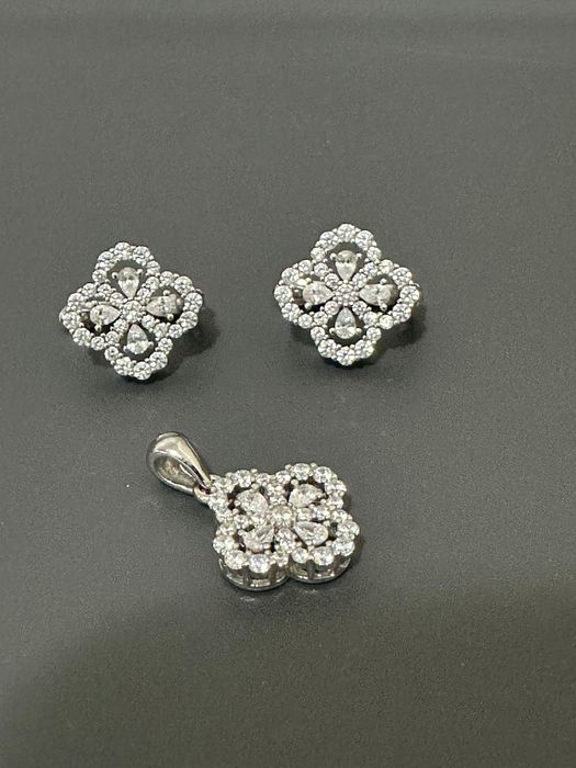 Продам набор серебро