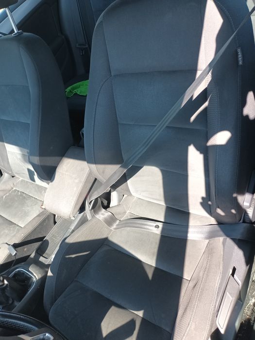 Dezmembrez Volkswagen golf 6 2.0 tdi cbab  europa