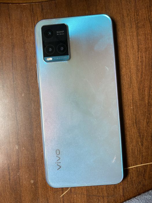 Продам телефон vivo Y33s