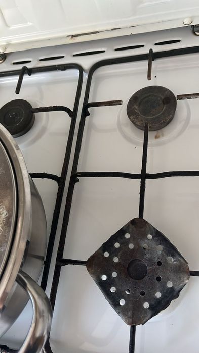 Продам газ плиту б/у самовывоз