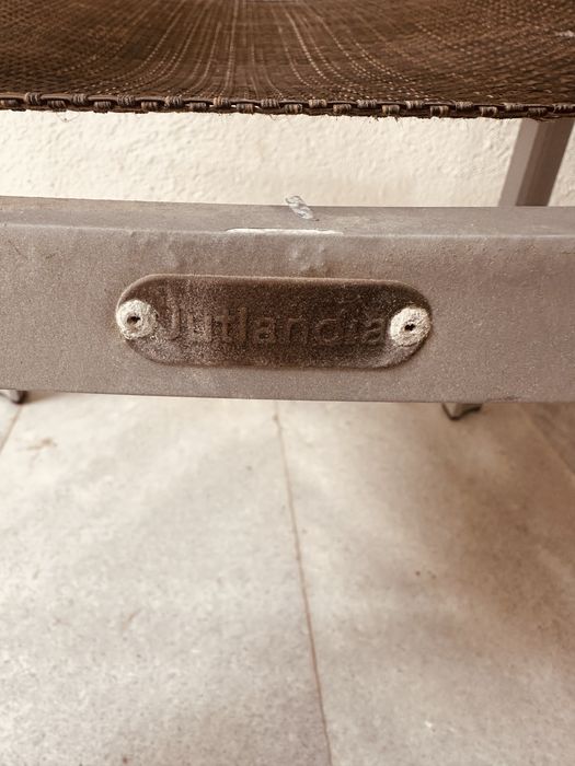 2 бр. метални стола с мрежеста седалка – Intermetal, подходящи за тераса/градина