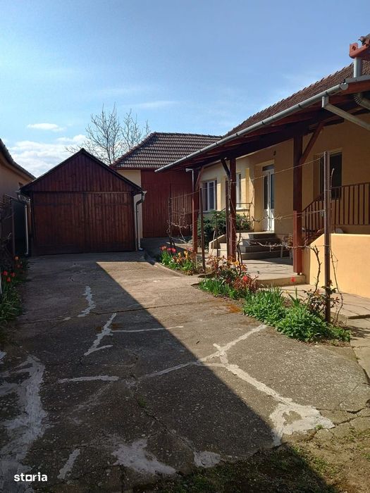 Casa de vanzare in localitatea Suplacul de Barcau