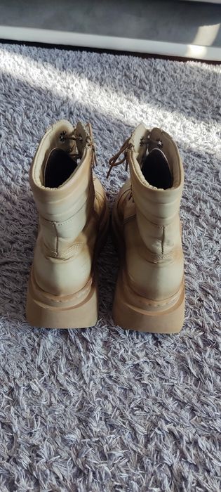 Бежови боти 40 н