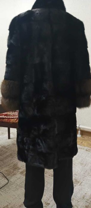 Продам норковую шубу