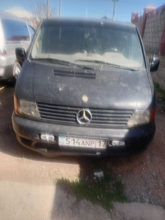 Автомобиль микроавтобус