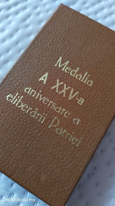 Medalii si Decoratii - a 25a aniversare a eliberarii patriei PCR