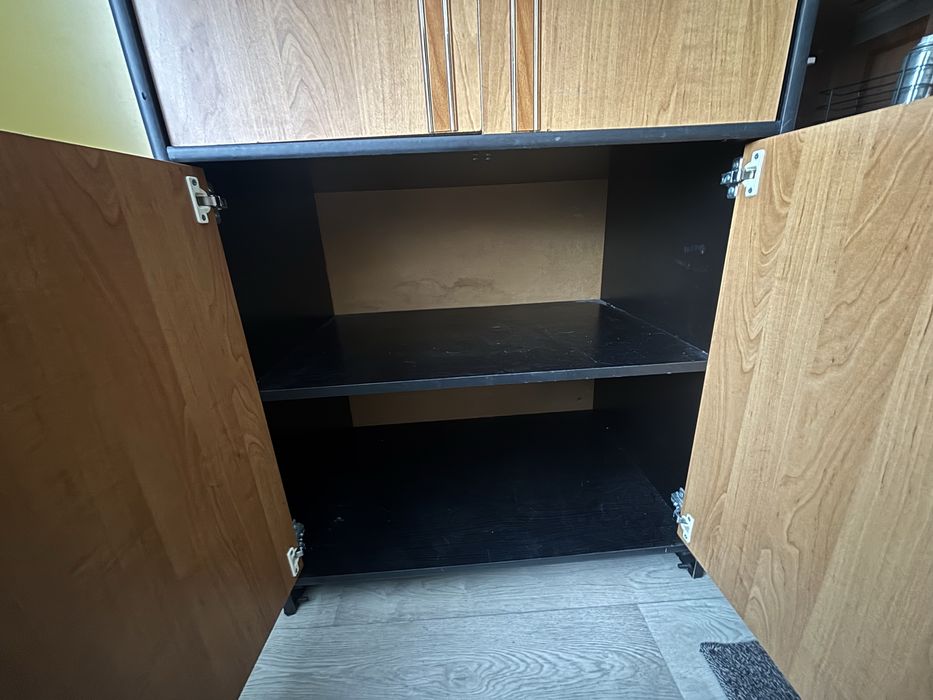 Продам шкаф самовывоз