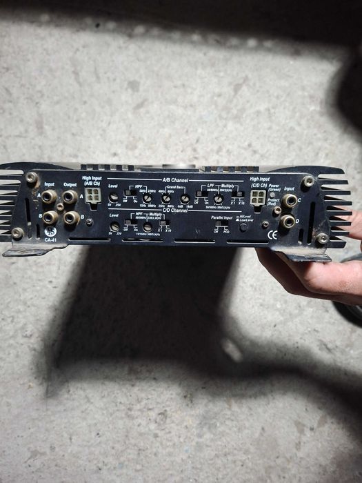 Музыкальный уселитель