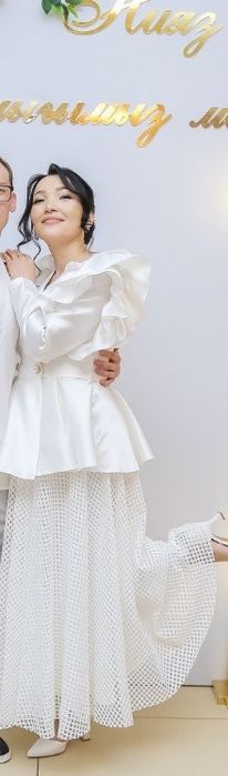 Продам костюм женский 44р