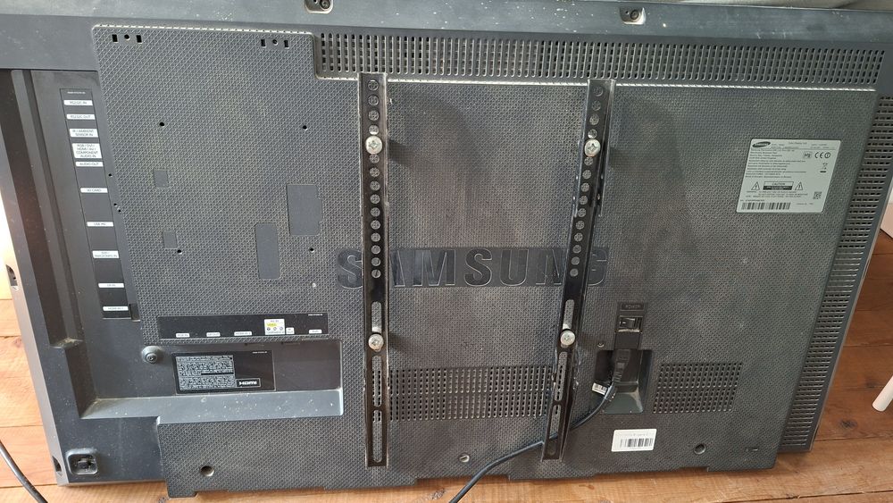 Монитор Samsung DM40E
