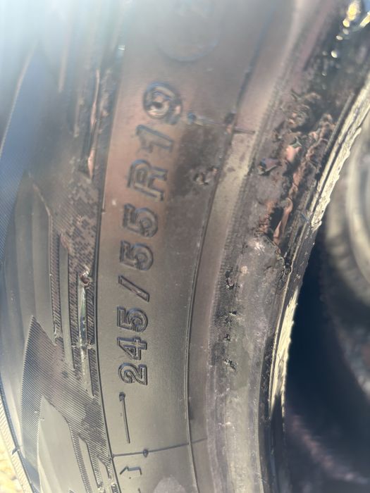 Шины 2 штуки япония