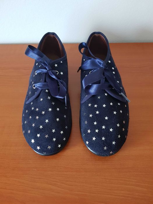 Pantofi albastru cu stelute argintiii cu siret matase 37 (23,5 cm)