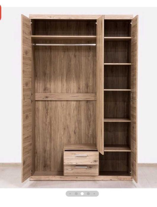 Продаем шифоньер дуб сонома